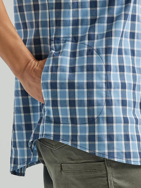 Wrangler femmes chemise boutonnée à manches courtes pour contremaître riggs workwear PN28D907 vêtements bleu profond (112325690)