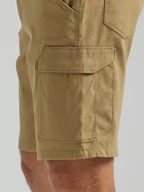 Wrangler Hommes short cargo asymétrique atg PN28D541 vêtements bois d'orme (112333878)