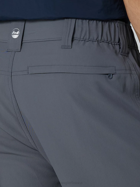 Wrangler Hommes short performant à taille élastique PN28D594 vêtements portail en fer (112336063)