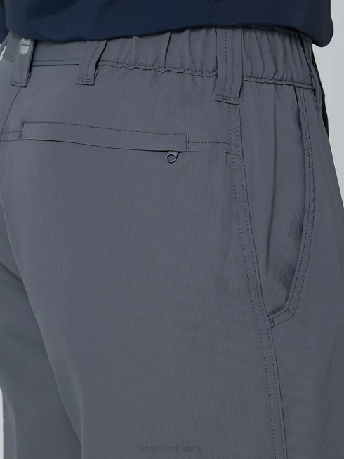 Wrangler Hommes short performant à taille élastique PN28D594 vêtements portail en fer (112336063)