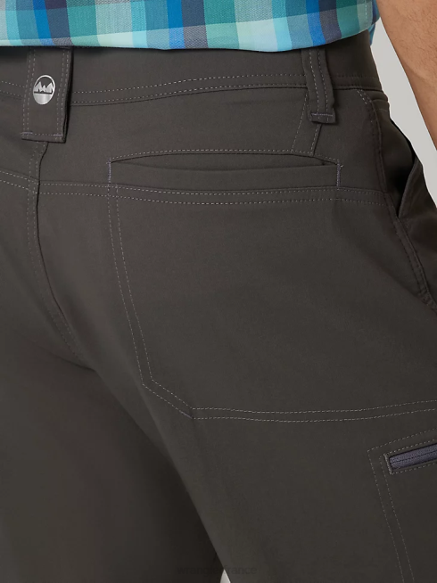 Wrangler Hommes short utilitaire de performance en extérieur PN28D603 vêtements fumée (112336123)
