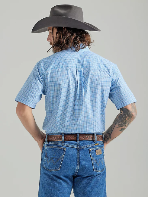Wrangler Hommes chemise à carreaux boutonnée à manches courtes et 2 poches du détroit de George PN28D333 vêtements bleu bébé (112324897)